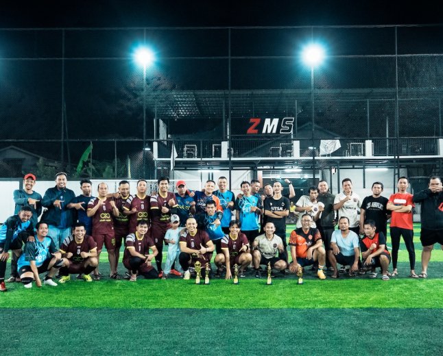 FOURFEO Mini Soccer Pertemukan Empat Generasi Alumni SMUNJU Pontianak, Angkatan 2002 Juara