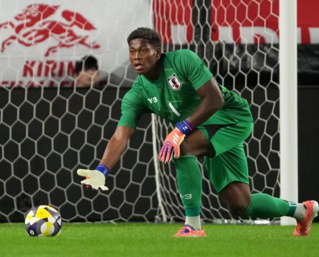 Zion Suzuki Pulih, Harapan Jepang di Piala Dunia 2026 Meningkat